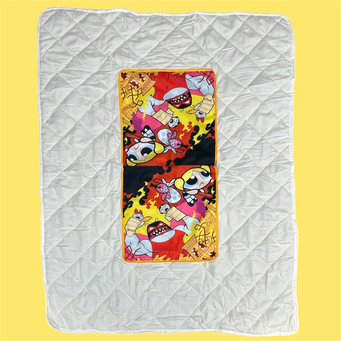 SÚPER POWER GIRLS YELLOW 2 IN 1 PILLOW & BLANKET