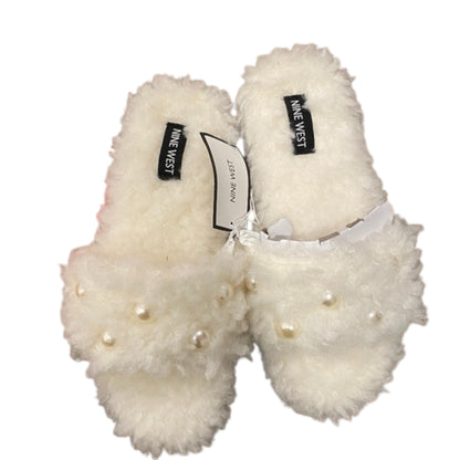 12PCS NINE  WEST FLUFFY SLIPPER WITH PEARLS